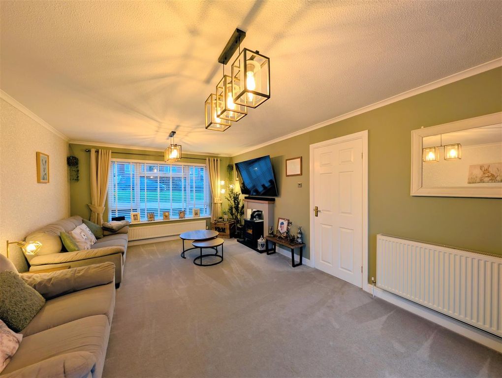 Property photo 3 of 21