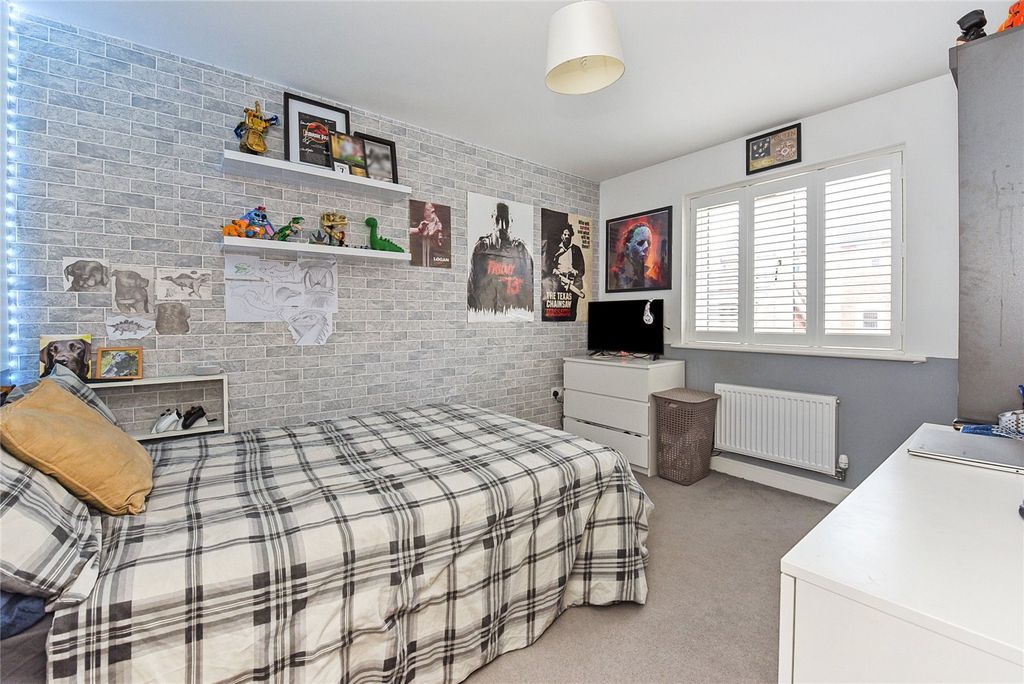 Additional image 16 of 4 bed detached house for saleForesters Drive, Liphook, Hampshire GU30
