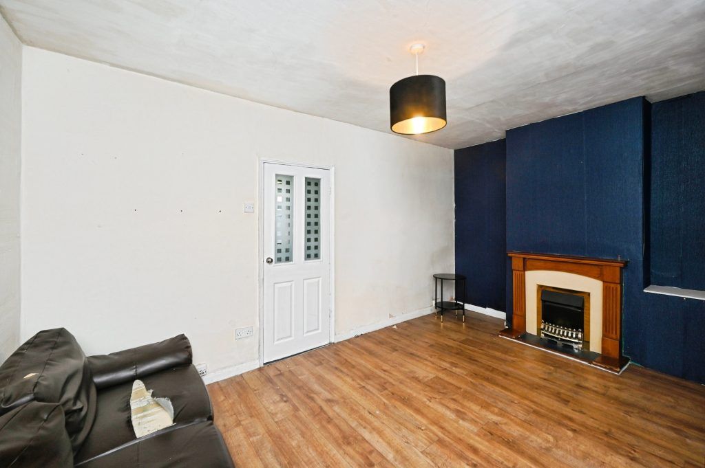 Property photo 3 of 26