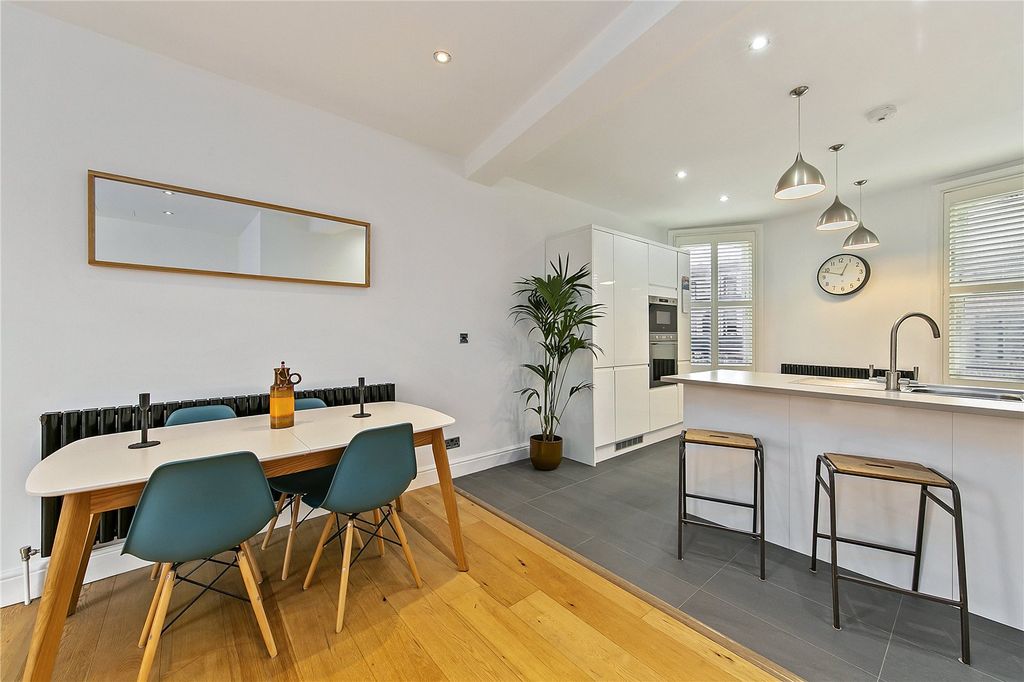 Property photo 3 of 13 Picture No. 05