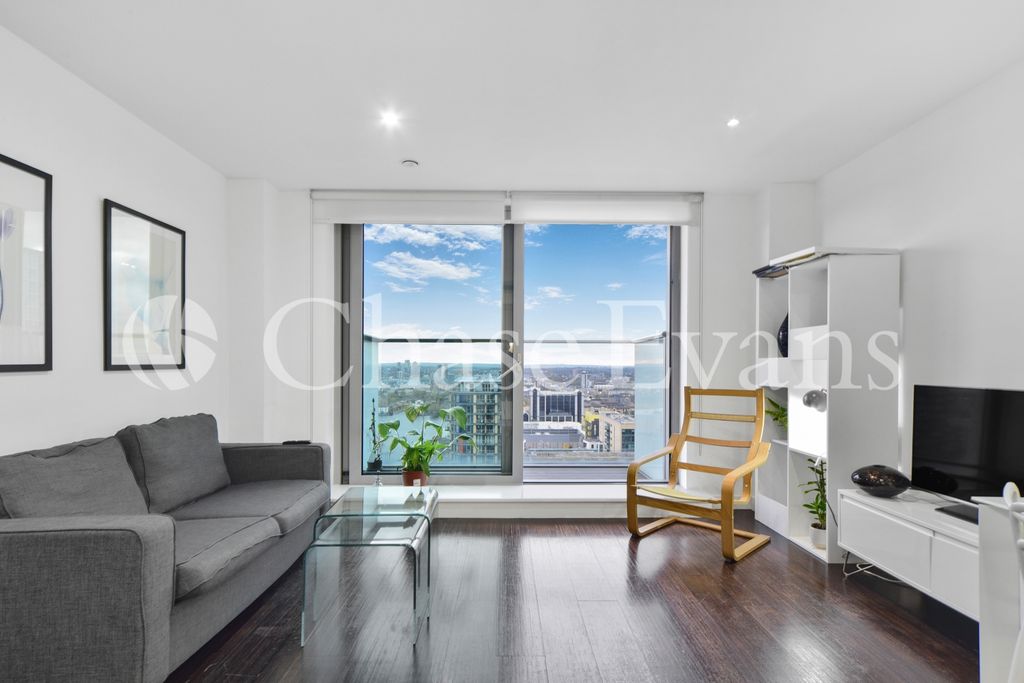 Property photo 3 of 17 Living Area