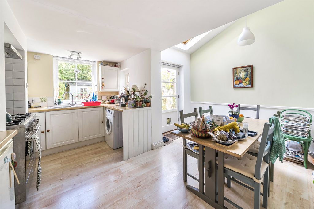 Property photo 2 of 14 Picture No. 64