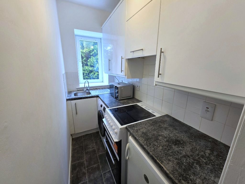 Property photo 3 of 9 Photo 3