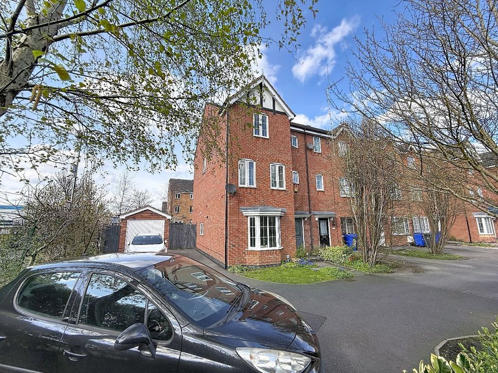 Property photo 1 of 34