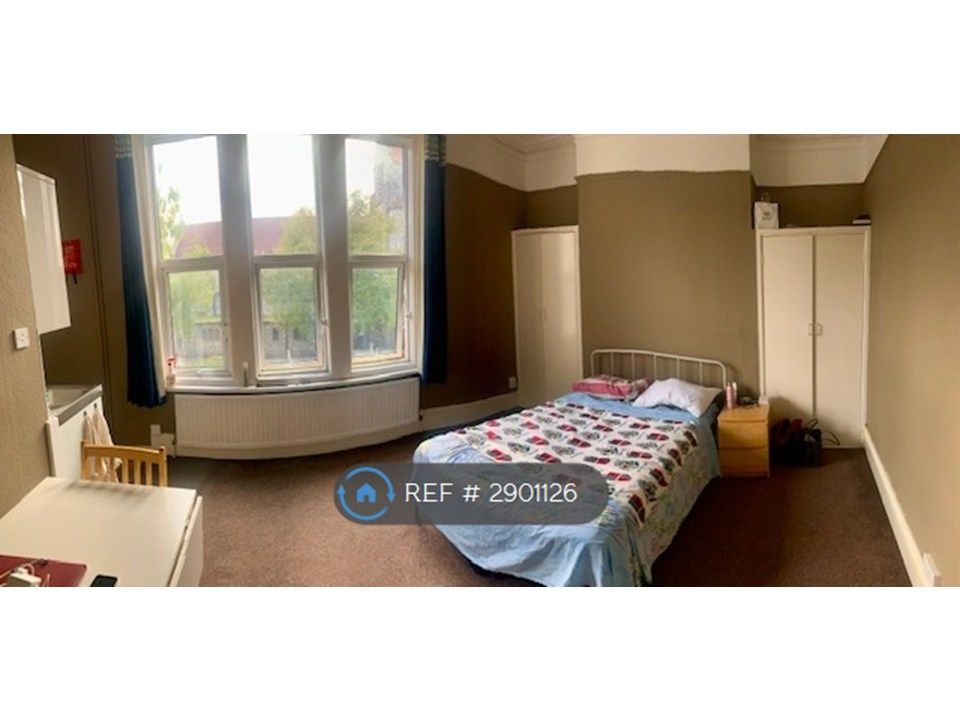 Property photo 1 of 5