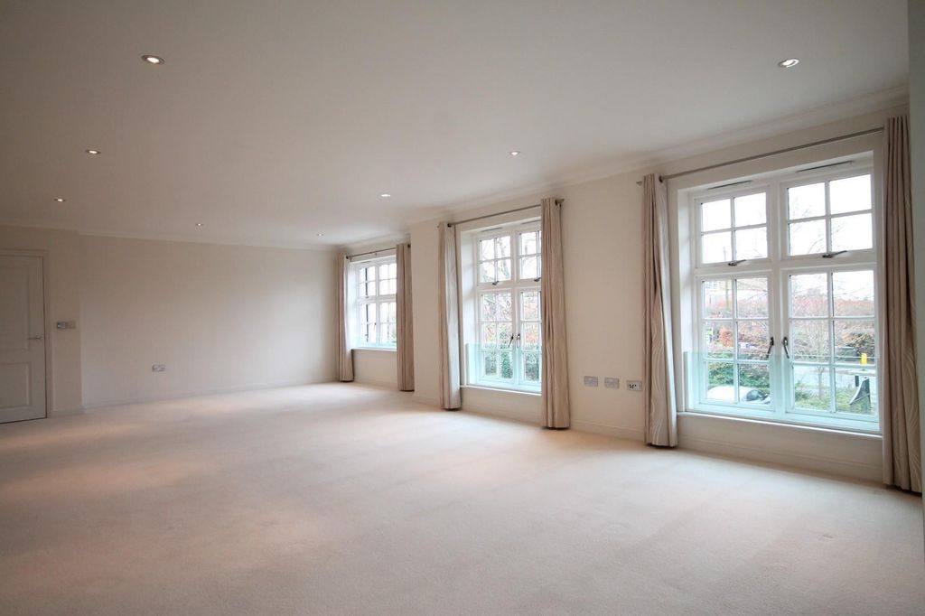Property photo 3 of 13 Image 3.Jpg