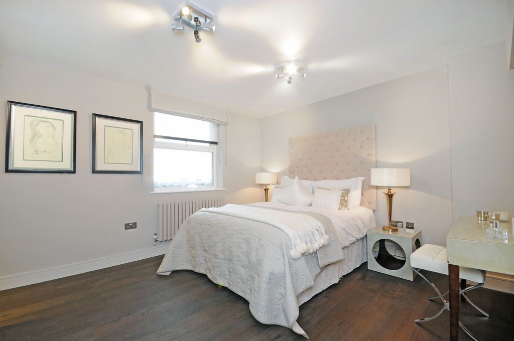 Property photo 2 of 11 Floorplan