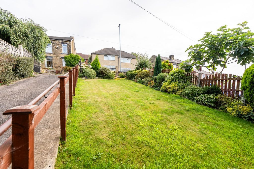 Property photo 3 of 20