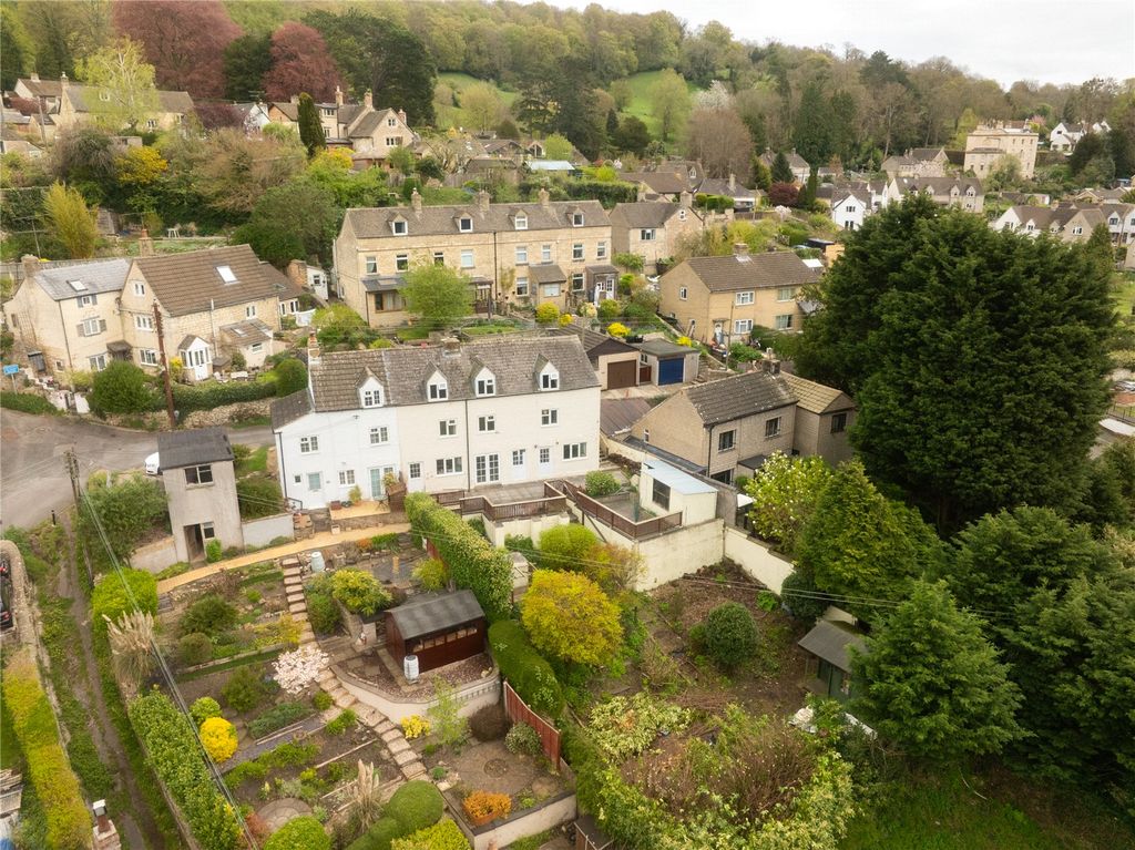 Property photo 1 of 14 Picture No. 10