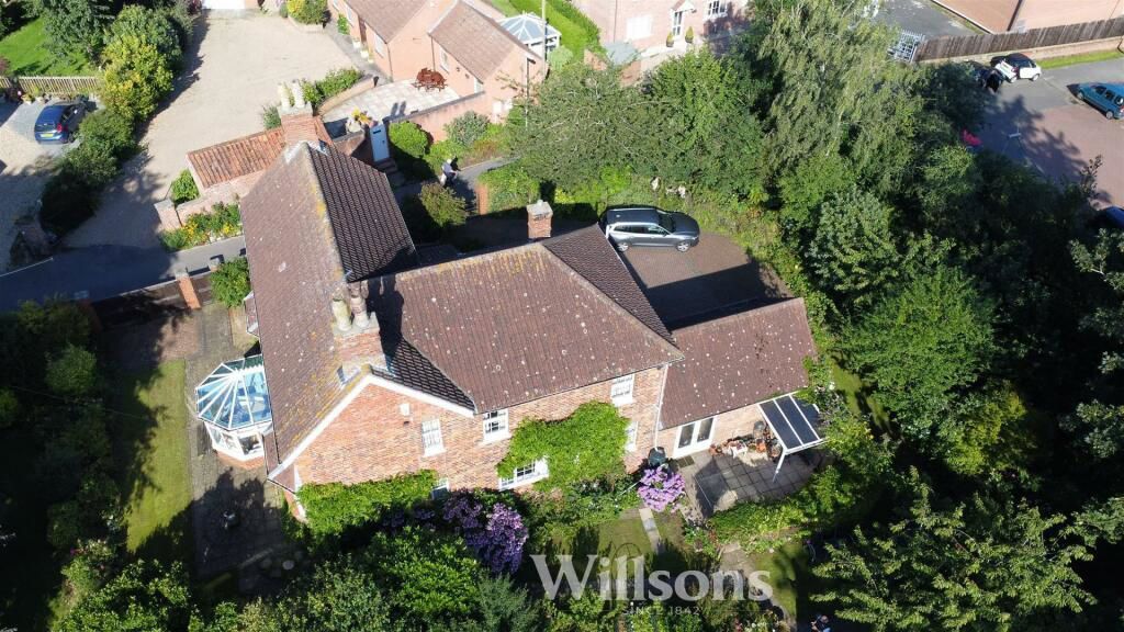 Property photo 2 of 12