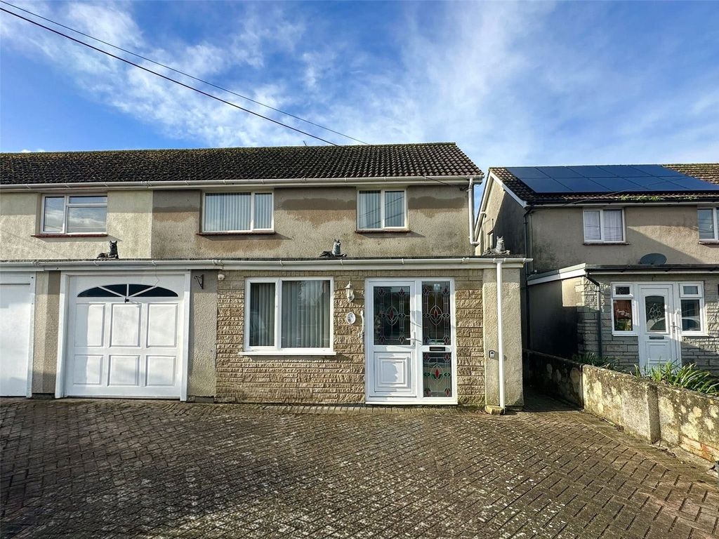 Property photo 1 of 27 Picture No. 32