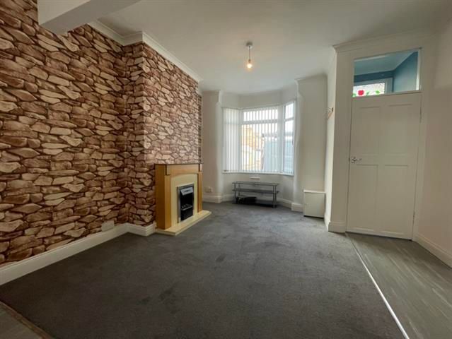 Property photo 2 of 11 Living Room