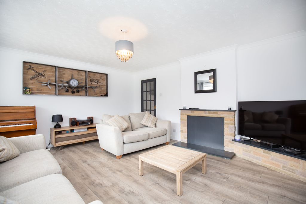 Property photo 2 of 19 Mw-8616