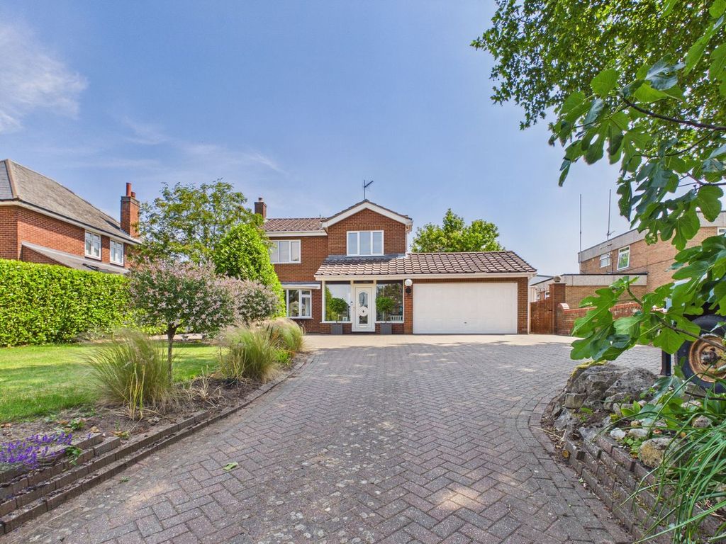 Property photo 1 of 33