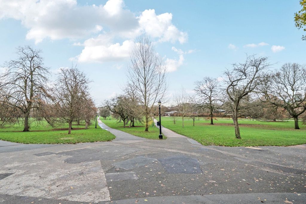 Property photo 2 of 10 Picture No. 02