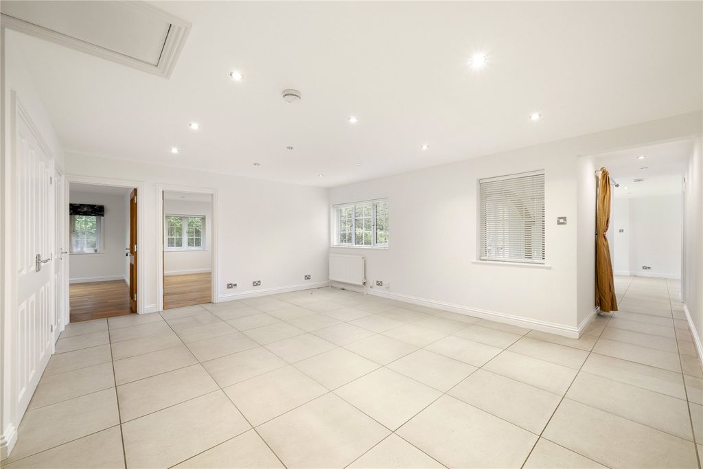 Property photo 3 of 16 Picture No. 49