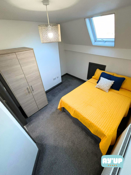 Property photo 1 of 3