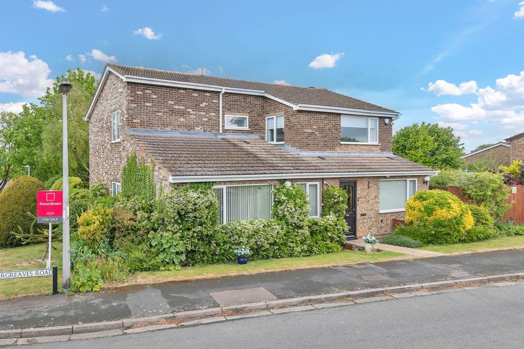Property photo 1 of 23