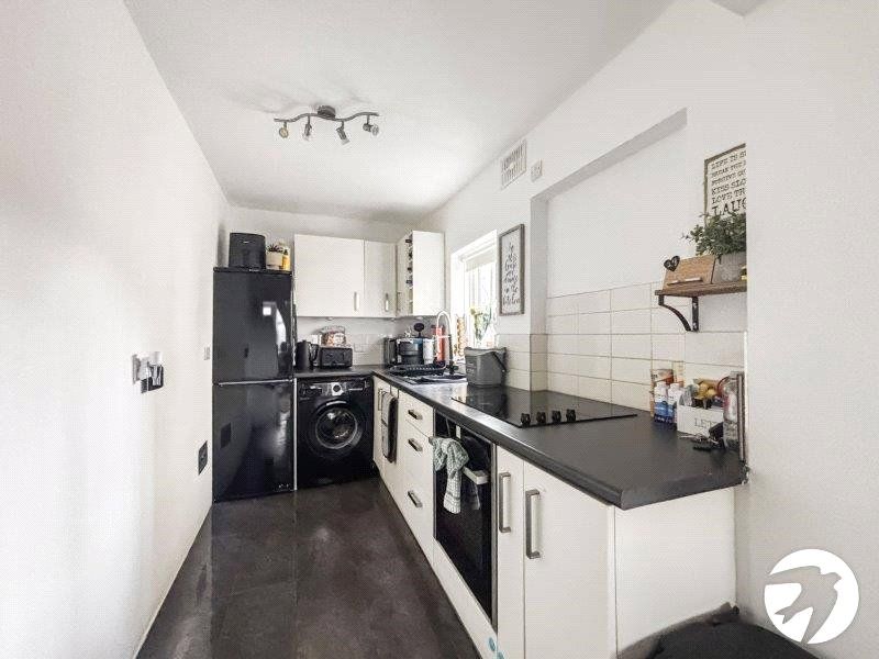 Property photo 3 of 11 Picture No. 33