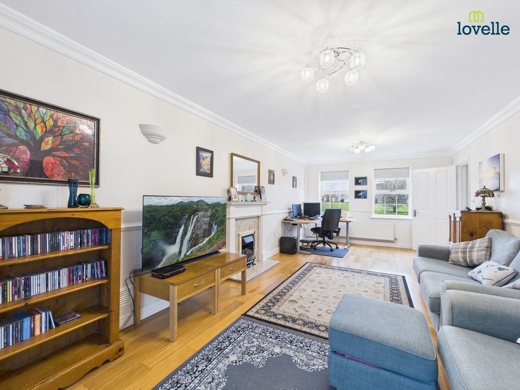 Property photo 3 of 26