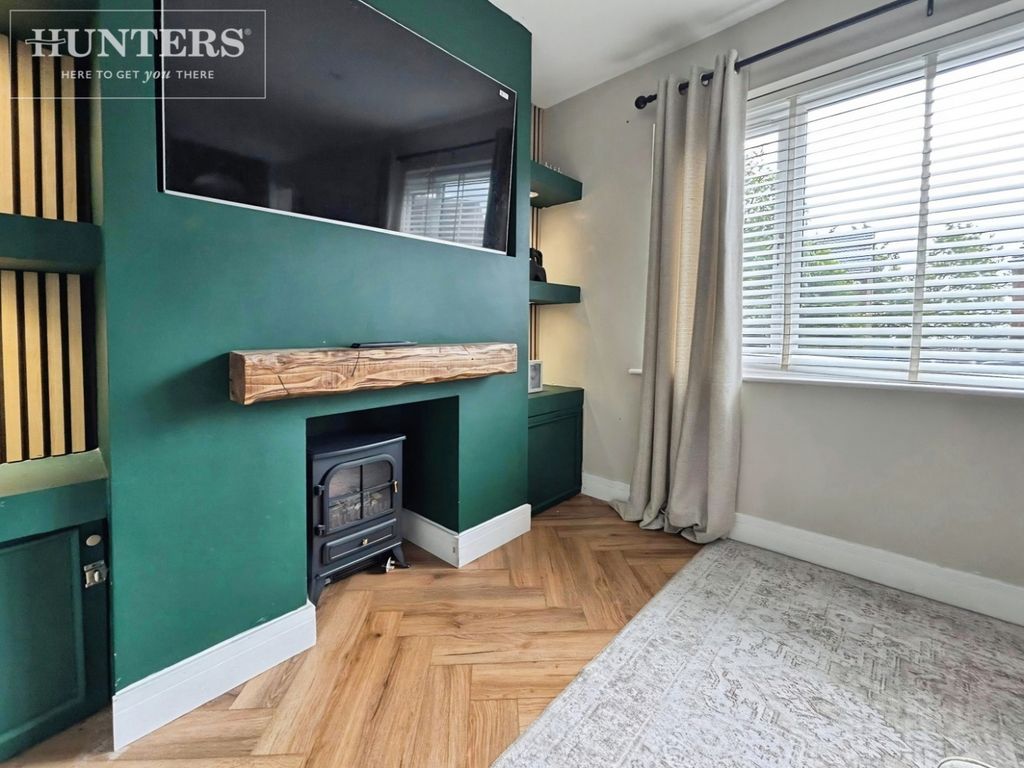 Property photo 3 of 17 Pbox-Img.Jpg