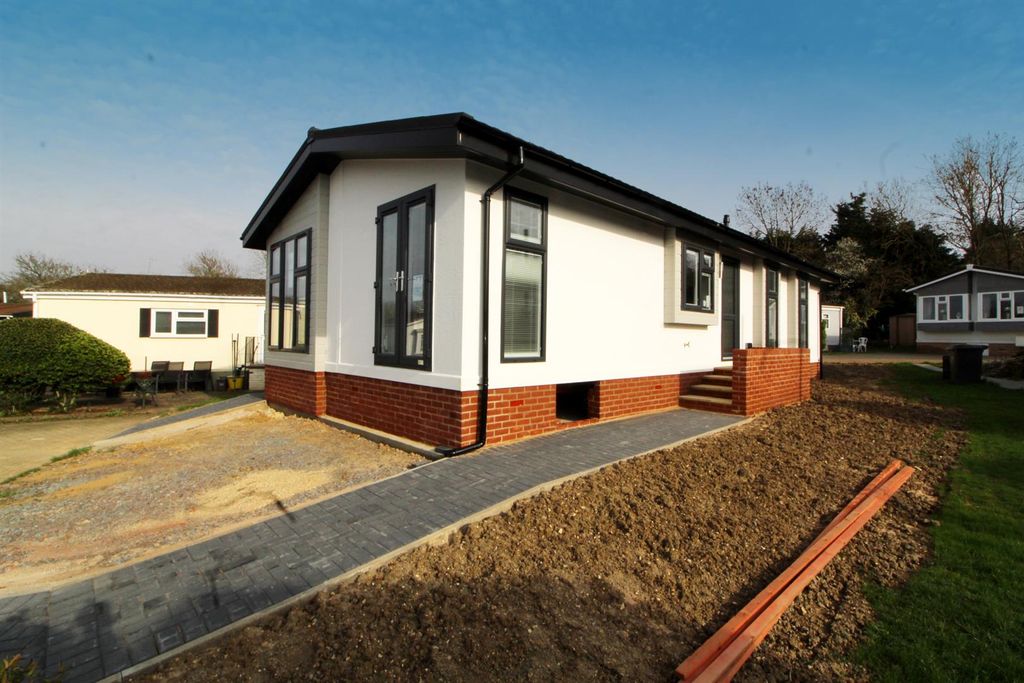 Property photo 1 of 9 Front Shot New.Jpg