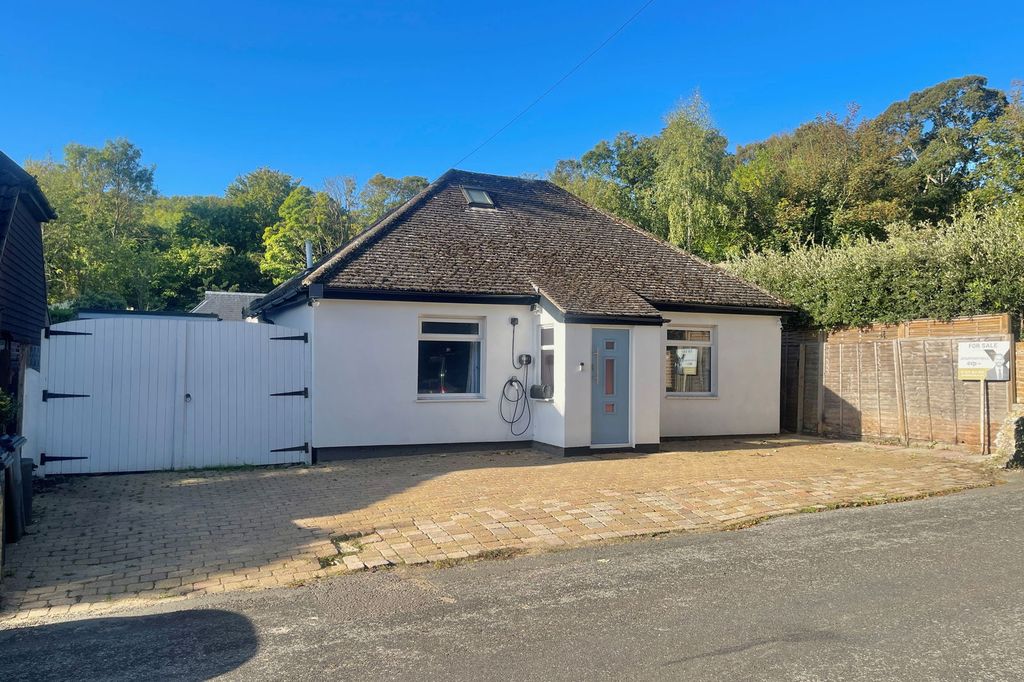 Property photo 2 of 37