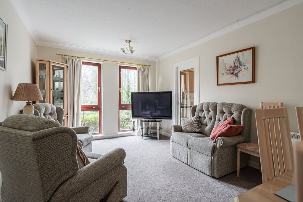 Property photo 2 of 16