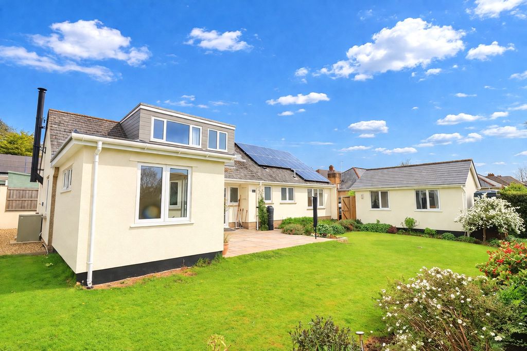 Property photo 2 of 19 2 - Picture No. 25