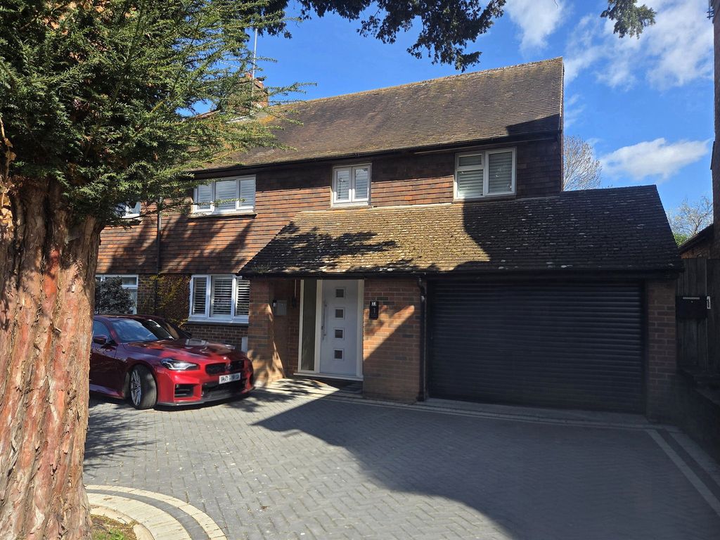 Property photo 1 of 26