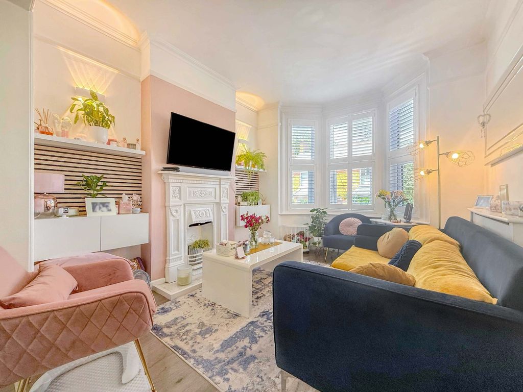 Property photo 3 of 20 5413744