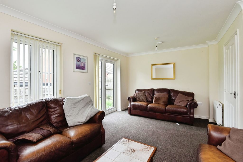 Property photo 2 of 17 Pbox-Img.Jpg
