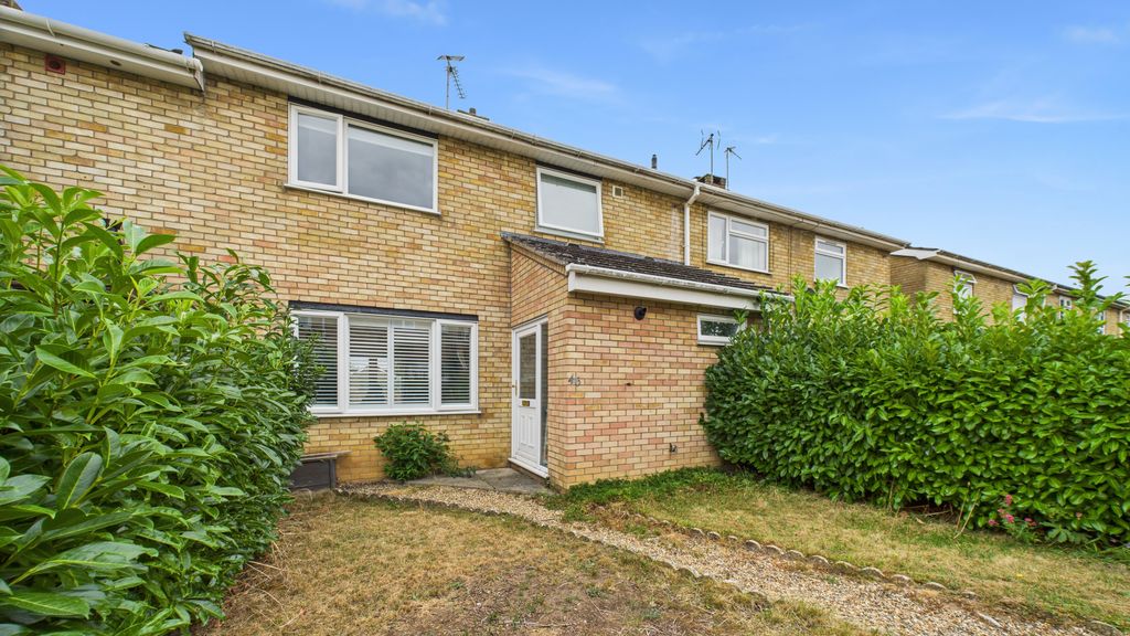 Property photo 1 of 12
