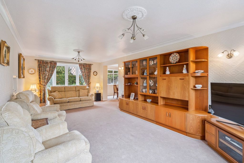 Property photo 3 of 29 Photo 8