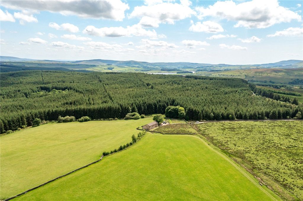 Property photo 3 of 47 Aerial