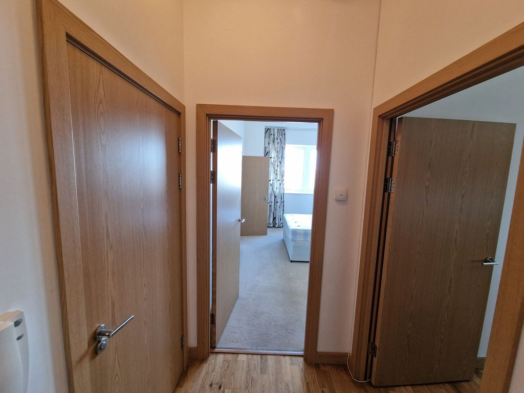 Property photo 3 of 30