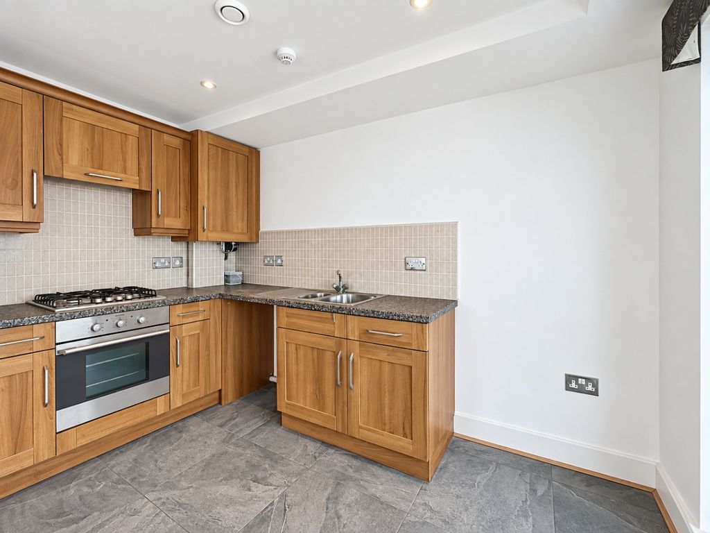 Property photo 2 of 11 4399273