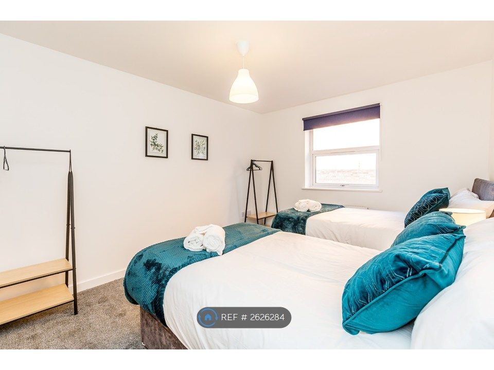 Property photo 2 of 18 Northamptonservicedapartment Selfcatering Shortlet