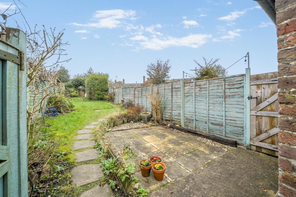 Property photo 2 of 21 Garden