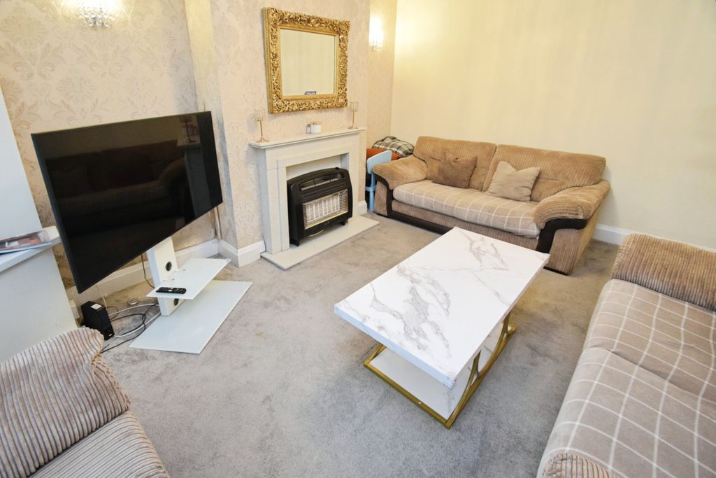 Property photo 3 of 9 B09Ea3A2-Dsc_1474