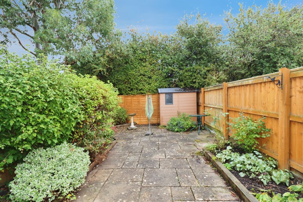 Property photo 2 of 15