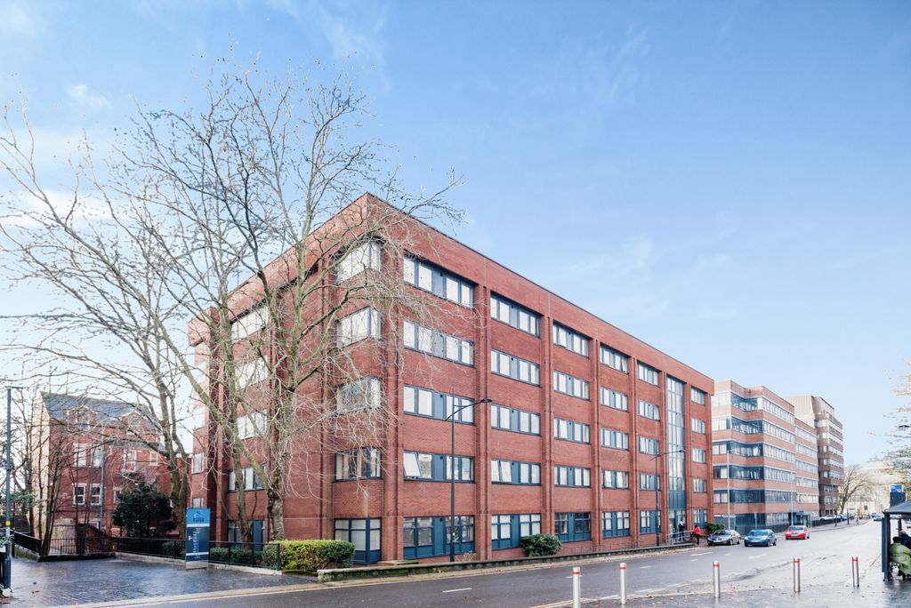 Property photo 1 of 10 Photography