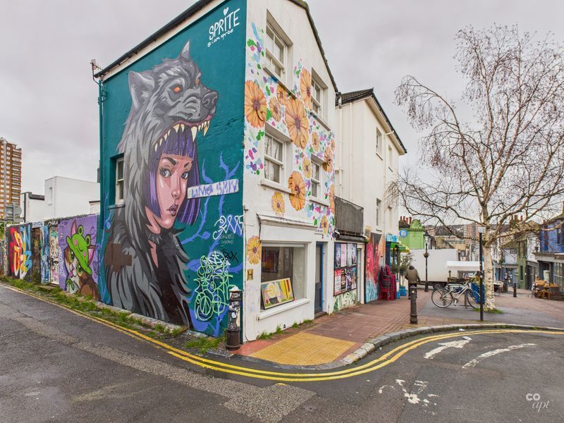 Property photo 2 of 13 Photo 81