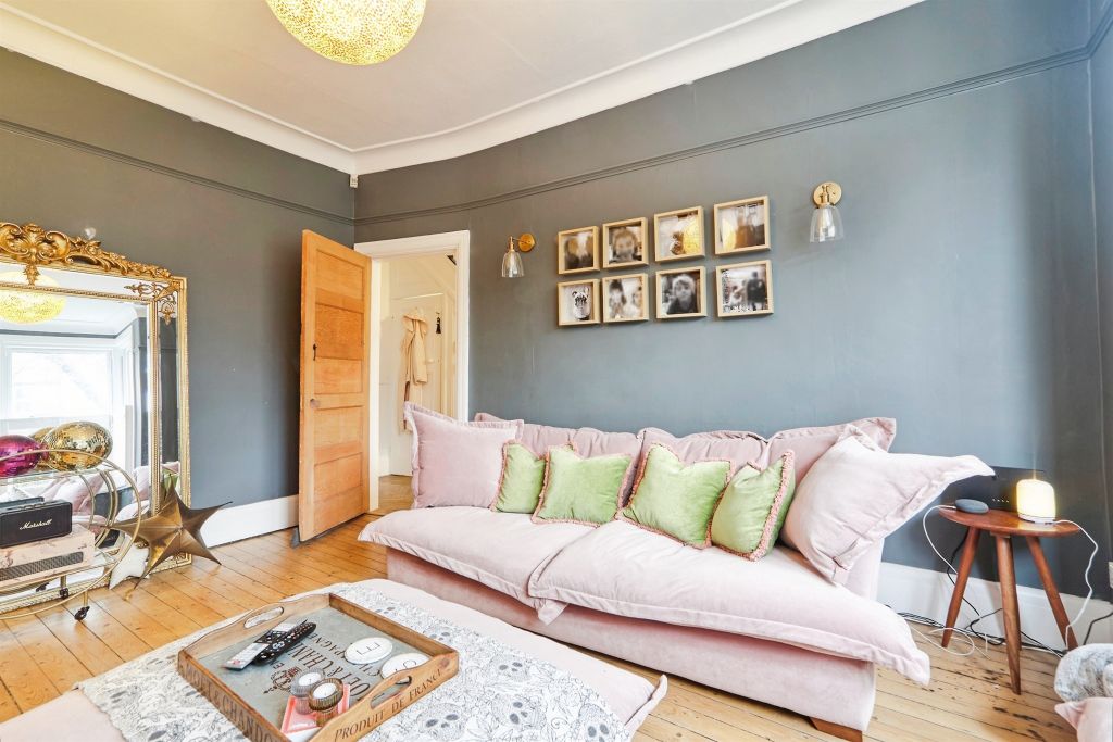 Property photo 3 of 19