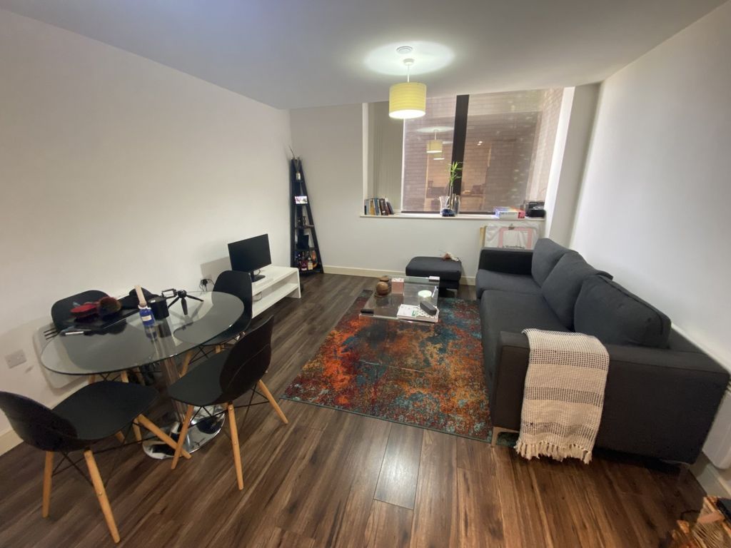 Property photo 2 of 7 Living Room