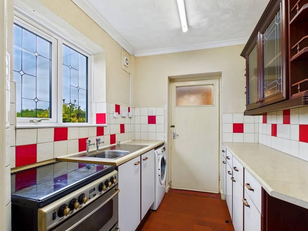 Property photo 2 of 15 Kitchen