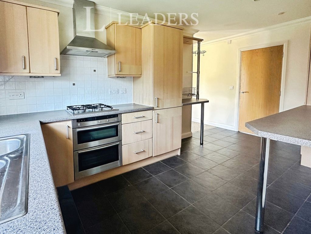 Property photo 2 of 15 Pbox-Img.Jpg