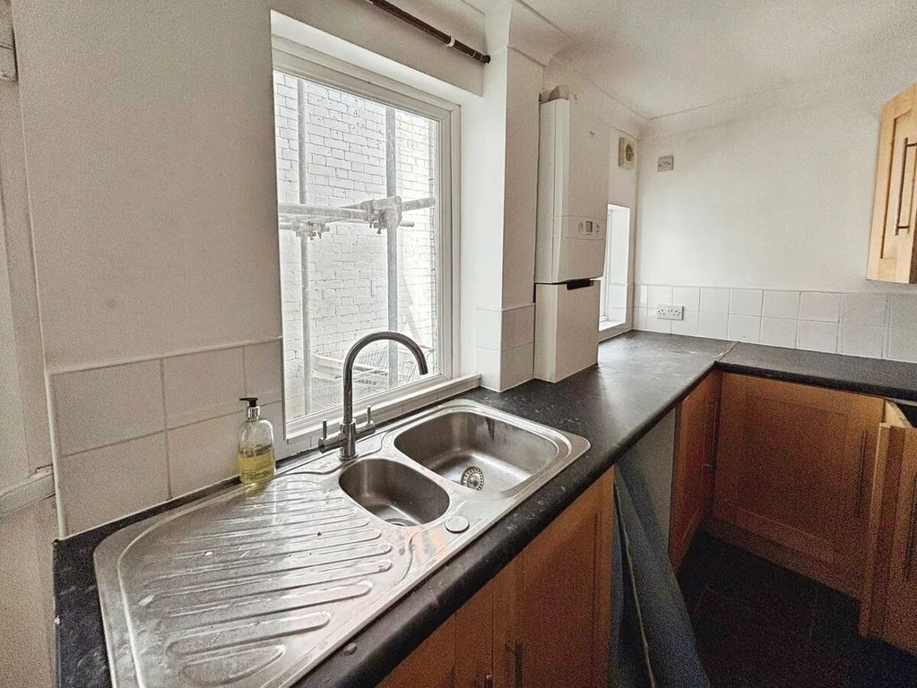 Property photo 3 of 6 Picture 3