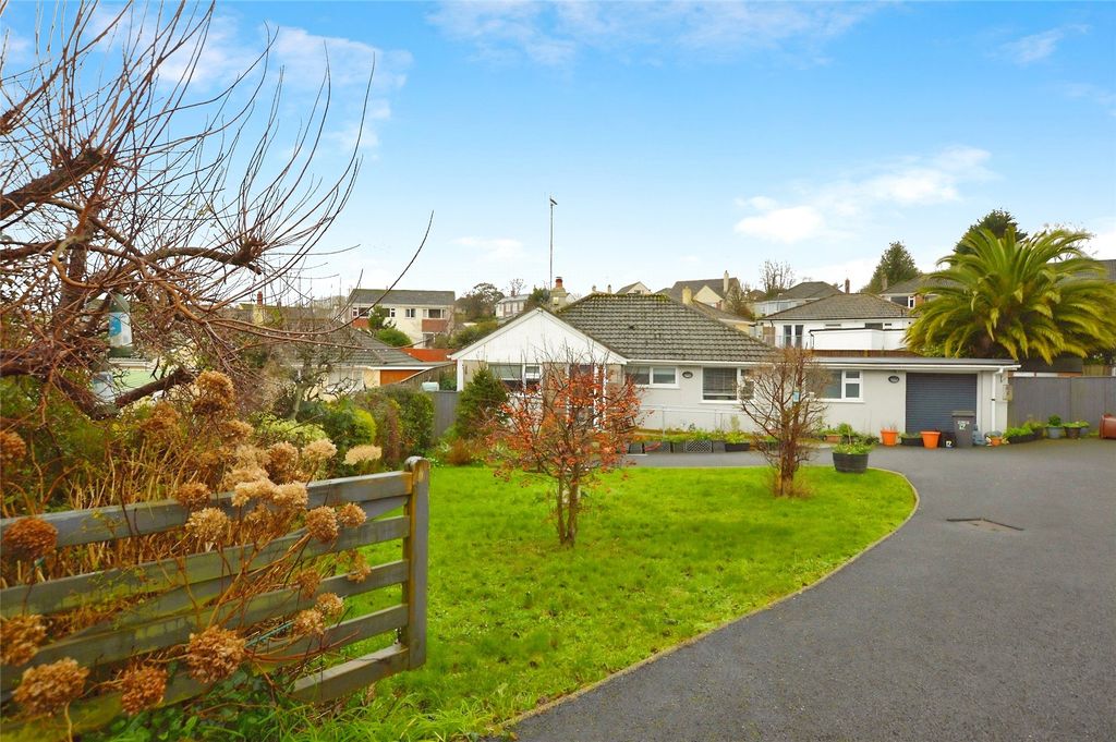 Property photo 1 of 16 Front View