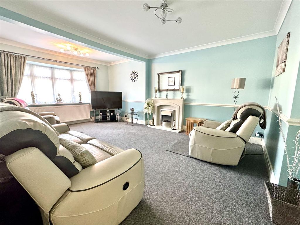 Property photo 3 of 22 Img_9910.Jpeg